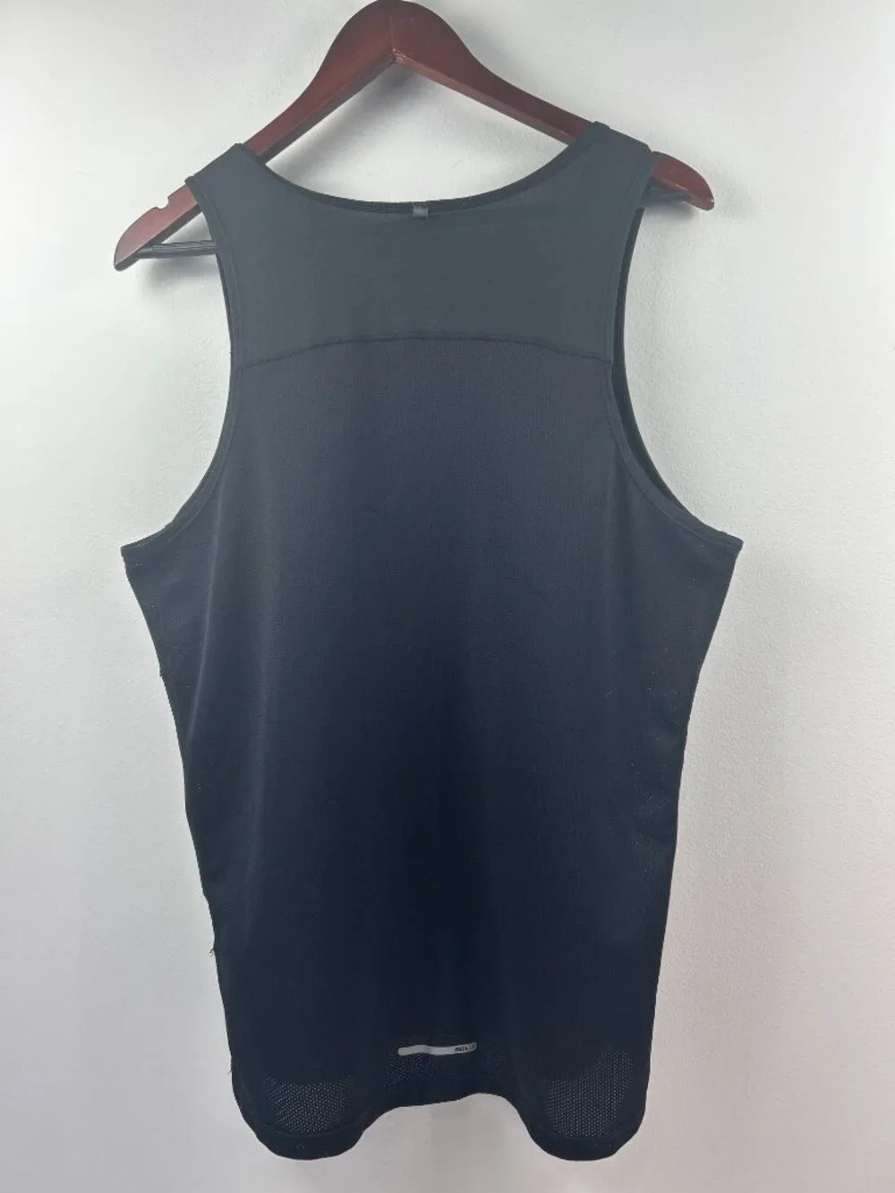 Nike Dri-Fit Black Racerback Athletic Tank Top Size L